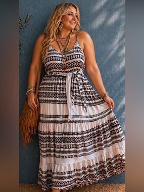 Plus Size Boho Maxi Dress L–4X Flowy Tribal Print Resort Vacation